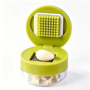Mini garlic press with PP body and stainless steel grid — LeeYuen Kitchenware wholesale OEM